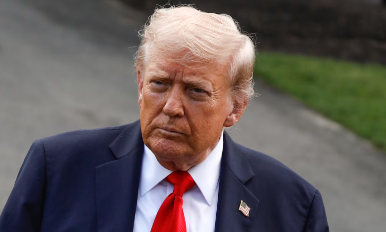 Trump Says ‘Smart People Don’t Like Me’